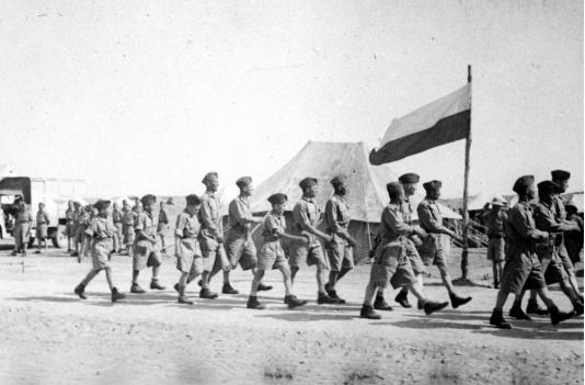 Żołnierze 2 Korpusu Polskiego w obozie Ahwaz (Persja, ob.Iran).