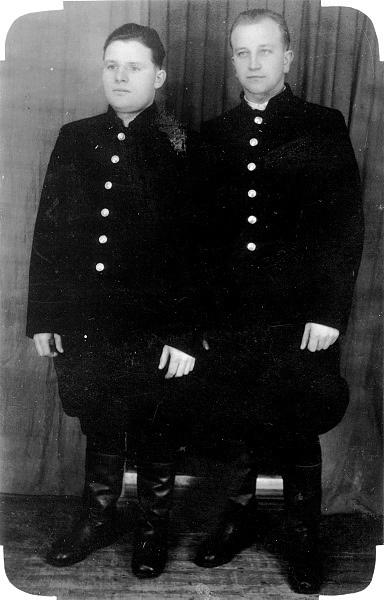Byli więźniowie łagrów w Dżezkazganie (Kazachstan, ZSRR) , Piort Kupczełajtis i Jan Aszakiewicz (z prawej).