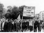 Ochotnicy 14 Dywizji Strzeleckiej SS-Galizien w drodze na uroczystą odprawę we Lwowie (dystrykt Galicja, Generalna Gubernia).