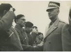 Władysław Sikorski z wizytą u polskich lotników w Lyon-Bron, 27 marca 1940