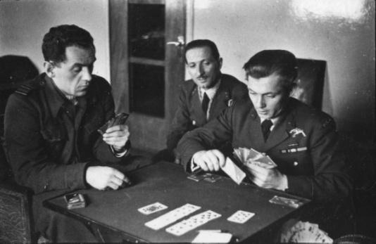 Gra w brydża polskich lotników w Wielkiej Brytanii, 1 kwietnia 1943
