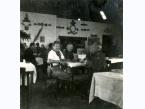 Weterani 2 Korpusu Polskiego w kasynie oficerskim ośrodka dla weteranów w Quassasin (Egipt), około 22 czerwca 1947